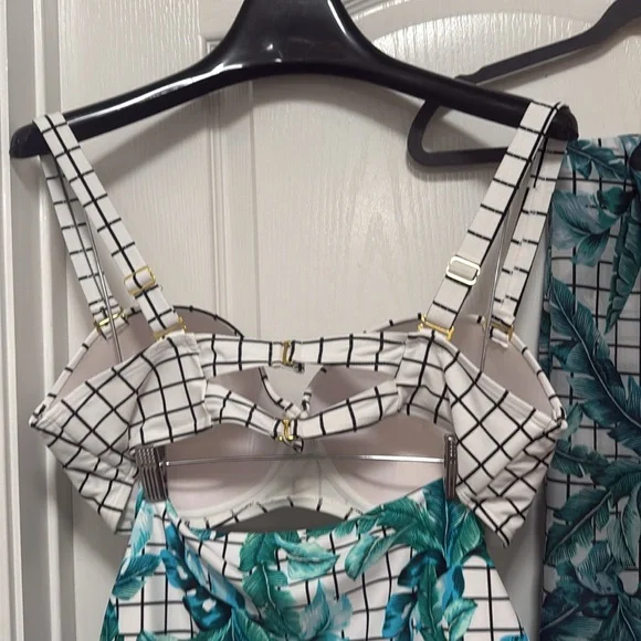 Gabi Fresh for swimsuits for all size 20 swimsuit sarong set - Picture 7 of 9